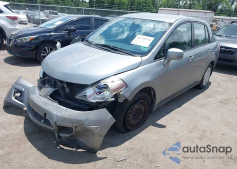 2010 Nissan Versa 1.8S из США, поврежденный, VIN 3N1BC1AP6AL432567